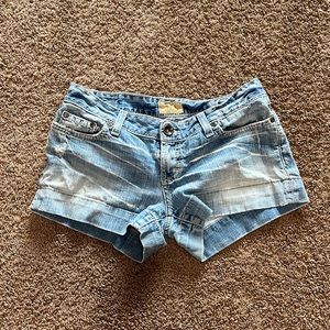 BKE Size 27 Low Rise Jean Shorts